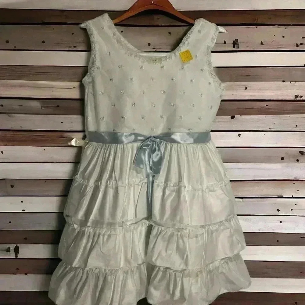 Vintage Springmaid NEW Girls' Sz 6 White Ruffled  Dress/Blue Embroidered Flowers